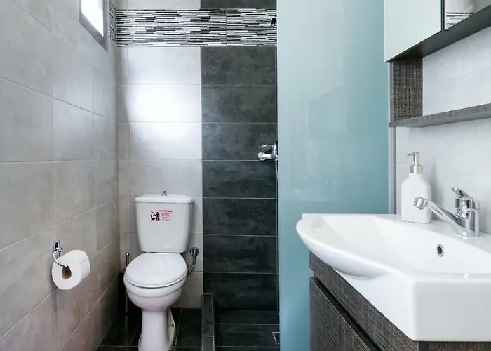 Mare I - In Old Harbor * Χανιά